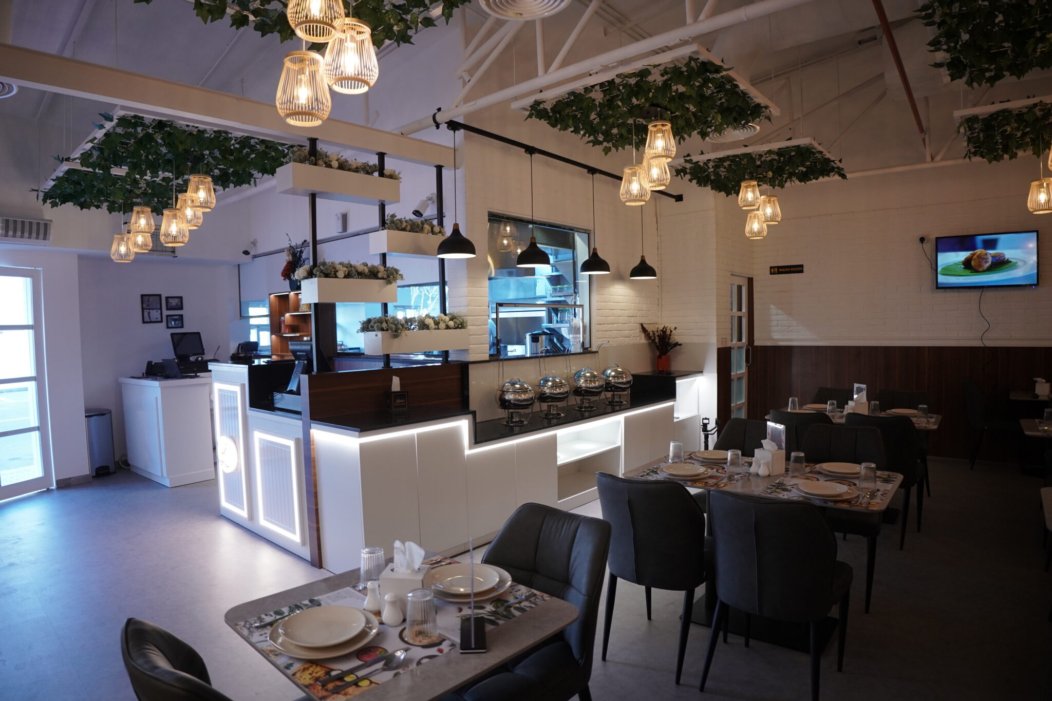 Best Restaurant in Dubai, Homely food in Dubai Lallummas